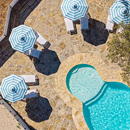 The Claire Hotel Canyon Lake Luaran gambar